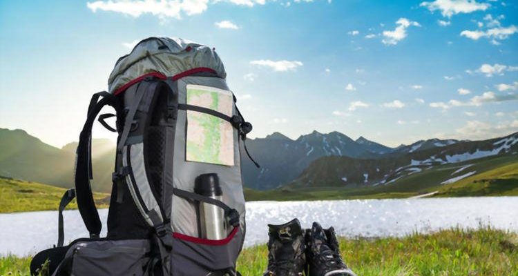 What to Bring on a Short Hike – Beginners Guide