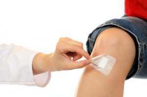 Read more about the article How To Remove Waterproof Band Aid Painlessly- 6 Methods
