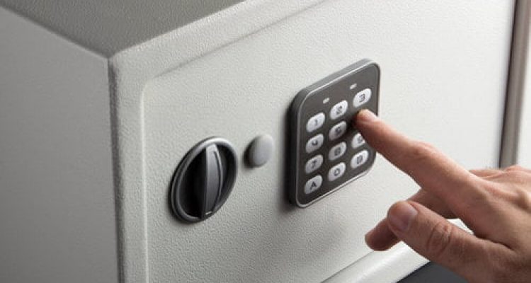 11 Best Waterproof And Fireproof Safe For Home and Office
